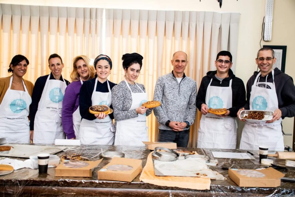 מגבשים, מבשלים, נהנים – סדנאות בישול לעובדים עם טעם של עוד